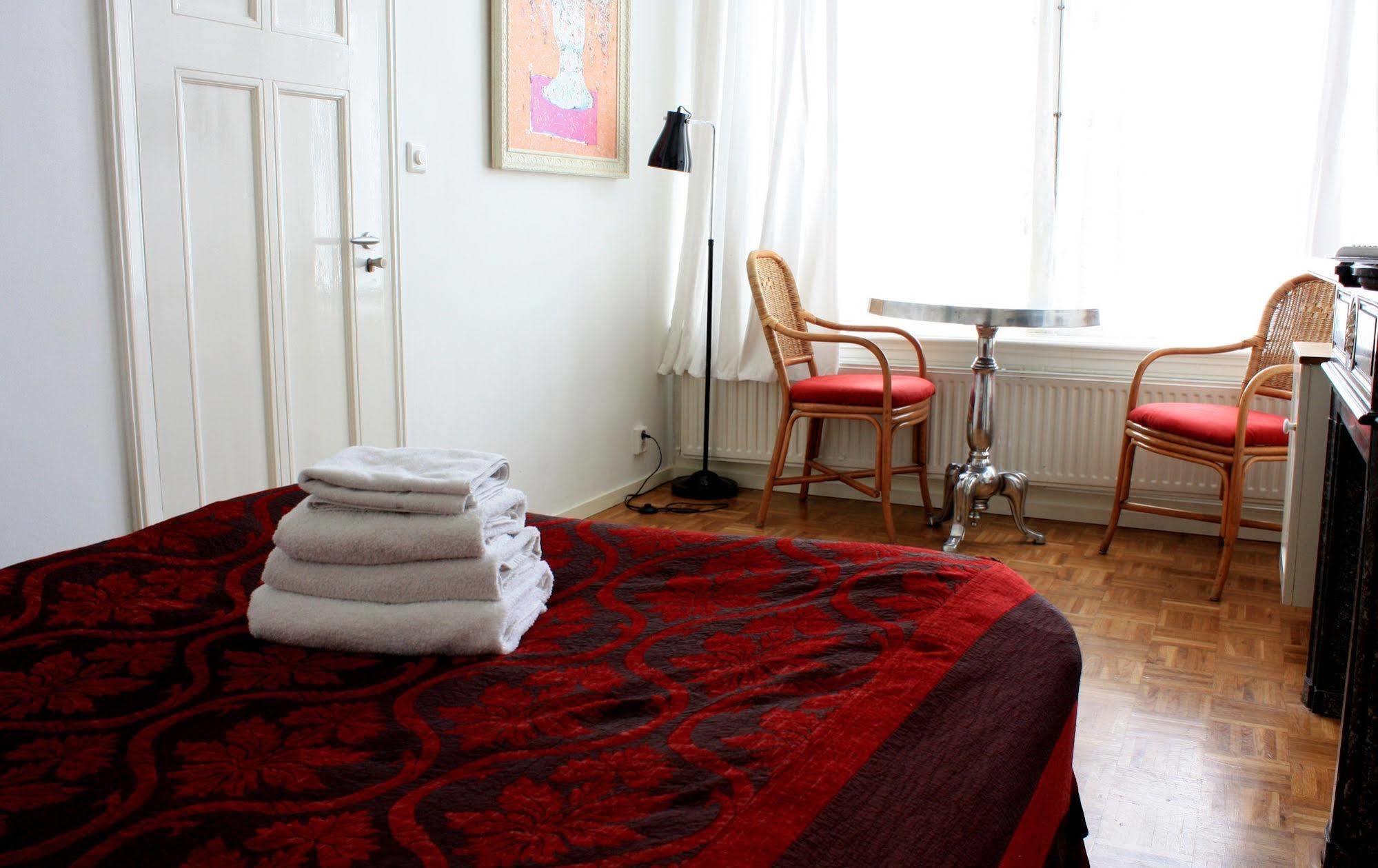 Truelove Guesthouse Amsterdam Dış mekan fotoğraf